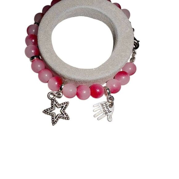 Handmade Kawaii Beaded Stretch Bracelet - Picture 1 of 2